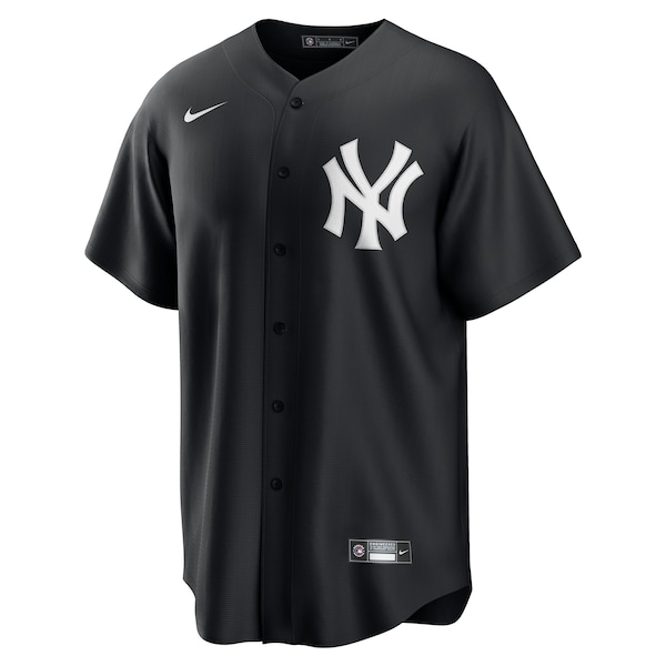 Men's New York Yankees Derek Jeter Nike Black Replica Player Jersey